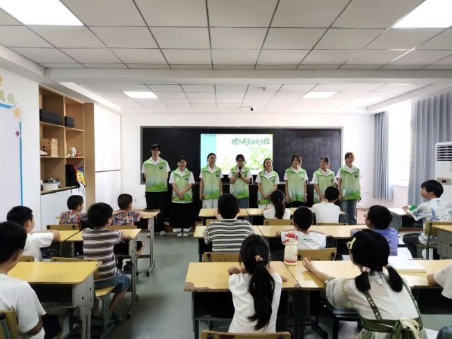 驻村第一书记顾樱